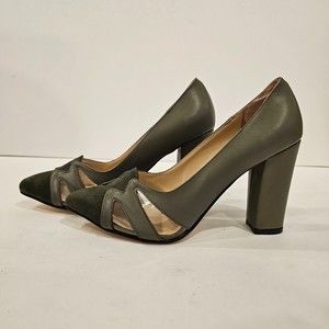 Woman's Shoes Olive Green 4 Inch with block Heels Size 8  Sexy , Business, Dress